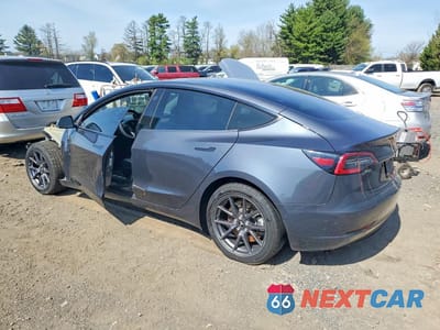 Drugie zdjęcie samochodu z przodu: 2021 TESLA MODEL 3 VIN:5YJ3E1EA5MF092784 - miniatura