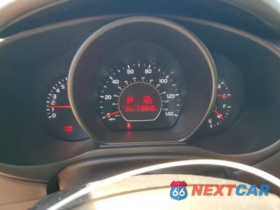 Zdjęcie 9 z 12 samochodu: 2018 KIA SOUL BASE VIN:KNDJN2A22J7581916 - miniatura