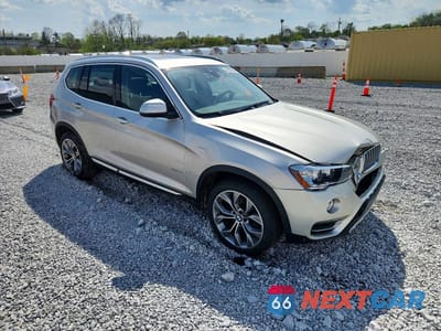 Czwarte zdjęcie samochodu z boku: 2016 BMW X3 XDRIVE28I VIN:5UXWX9C53G0D84787 - miniatura