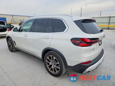 Drugie zdjęcie samochodu z przodu: 2025 BMW X5 XDRIVE40I VIN:5UX23EU07S9Y99962 - miniatura