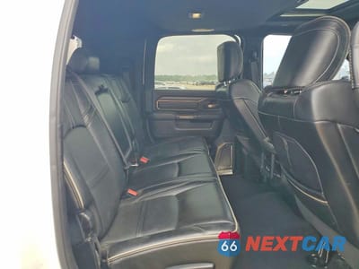 Zdjęcie 11 z 13 samochodu: 2019 RAM 3500 LIMITED VIN:3C63RRPL6KG660928 - miniatura