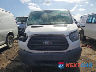 Piąte zdjęcie samochodu w środku: 2016 FORD TRANSIT 150 DELIVERY VAN VIN:1FTYE1YM1GKB44155 - miniatura