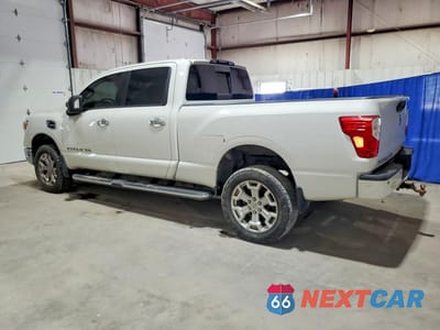 Drugie zdjęcie samochodu z przodu: 2016 NISSAN TITAN XD SV VIN:1N6BA1F40GN509537 - miniatura