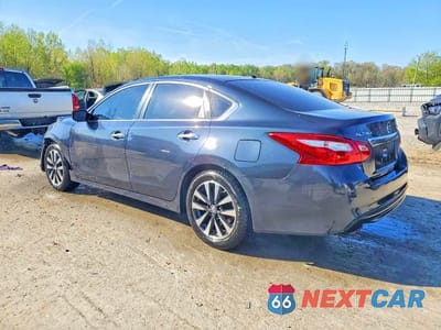 Drugie zdjęcie samochodu z przodu: 2017 NISSAN ALTIMA 2.5 SV VIN:1N4AL3AP6HC280015 - miniatura