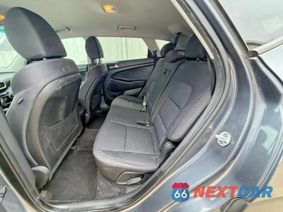 Zdjęcie 6 z 14 samochodu: 2019 HYUNDAI TUCSON SE VIN:KM8J23A40KU893067 - miniatura