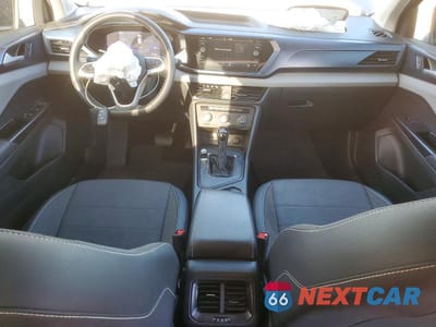 Zdjęcie 8 z 13 samochodu: 2022 VOLKSWAGEN TAOS SE VIN:3VVTX7B23NM064717 - miniatura