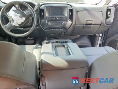 Zdjęcie 8 z 12 samochodu: 2017 CHEVROLET SILVERADO K1500 VIN:1GCVKNEC0HZ256971 - miniatura