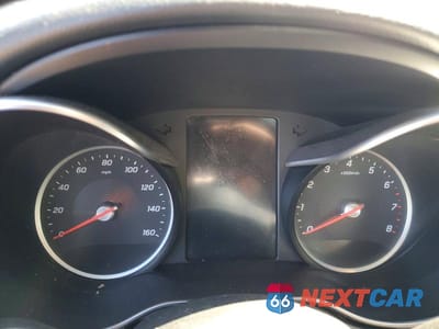 Zdjęcie 9 z 12 samochodu: 2019 MERCEDES-BENZ C 300 4MATIC VIN:55SWF8EB2KU307495 - miniatura