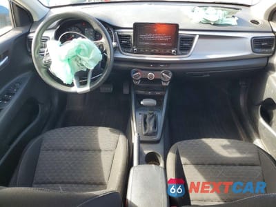 Zdjęcie 8 z 12 samochodu: 2022 KIA RIO 5-DOOR S VIN:3KPA25AD1NE441650 - miniatura