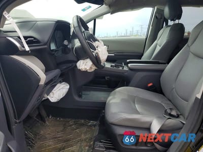 Zdjęcie 7 z 13 samochodu: 2023 TOYOTA SIENNA XLE VIN:5TDYRKEC9PS152731 - miniatura