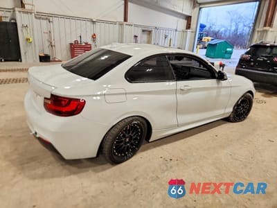 Trzecie zdjęcie samochodu z tyłu: 2017 BMW M240XI VIN:WBA2G3C38HV641307 - miniatura