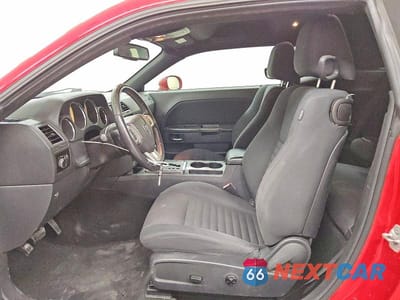 Zdjęcie 7 z 12 samochodu: 2013 DODGE CHALLENGER SXT VIN:2C3CDYAGXDH540392 - miniatura
