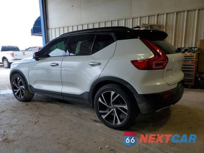 Drugie zdjęcie samochodu z przodu: 2019 VOLVO XC40 T5 MOMENTUM VIN:YV4162XZ0K2004475 - miniatura