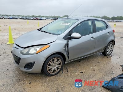 2013 MAZDA MAZDA2 JM1DE1KY6D0161924 - główne zdjęcie licytacji z USA - miniatura