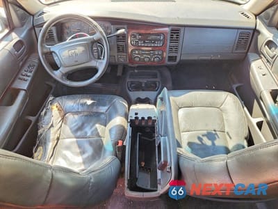 Zdjęcie 8 z 14 samochodu: 2002 DODGE DURANGO SLT PLUS VIN:1B4HS58N62F101695 - miniatura