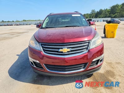 Piąte zdjęcie samochodu w środku: 2017 CHEVROLET TRAVERSE LT VIN:1GNKVGKDXHJ204496 - miniatura