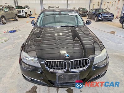 Piąte zdjęcie samochodu w środku: 2011 BMW 335 XI VIN:WBAPL5C53BA917888 - miniatura
