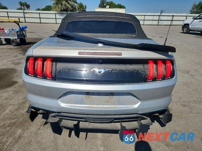 Zdjęcie 6 z 12 samochodu: 2018 FORD MUSTANG VIN:1FATP8UH0J5160154 - miniatura