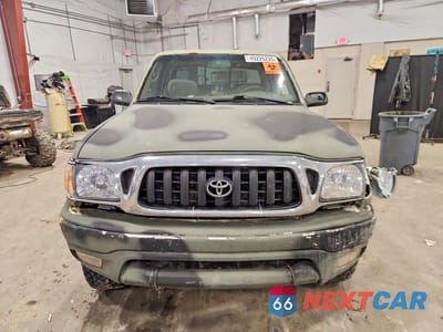 Piąte zdjęcie samochodu w środku: 2003 TOYOTA TACOMA XTRACAB VIN:5TEWM72N13Z281472 - miniatura