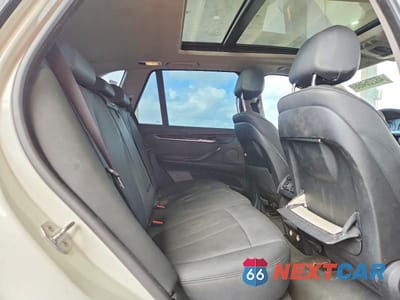 Zdjęcie 11 z 12 samochodu: 2016 BMW X5 SDRIVE35I VIN:5UXKR2C59G0R73064 - miniatura