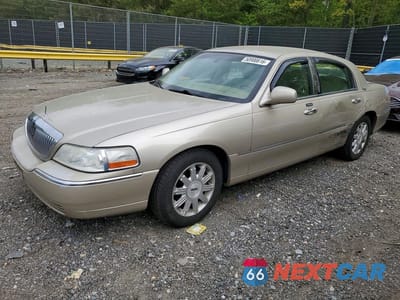 2009 LINCOLN TOWN CAR SIGNATURE LIMITED 2LNHM82V59X621596 - główne zdjęcie licytacji z USA - miniatura