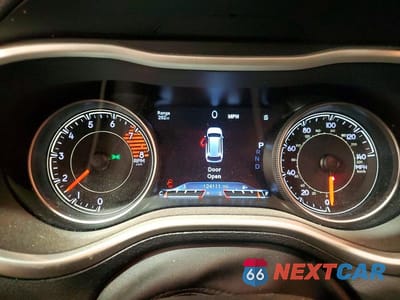 Zdjęcie 9 z 13 samochodu: 2017 JEEP CHEROKEE TRAILHAWK VIN:1C4PJMBS6HW538275 - miniatura