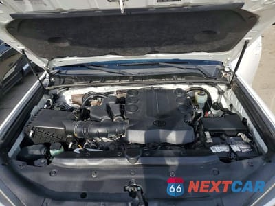 Zdjęcie 12 z 12 samochodu: 2019 TOYOTA 4RUNNER SR5 VIN:JTEZU5JR2K5202118 - miniatura