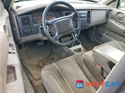 Zdjęcie 8 z 12 samochodu: 2004 DODGE DAKOTA SPORT VIN:1D7HG32N14S709626 - miniatura