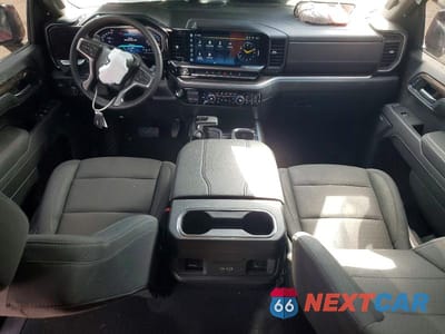 Zdjęcie 8 z 12 samochodu: 2026 CHEVROLET SILVERADO K1500 LT TRAIL BOSS VIN:3GCUKFED9TG138436 - miniatura