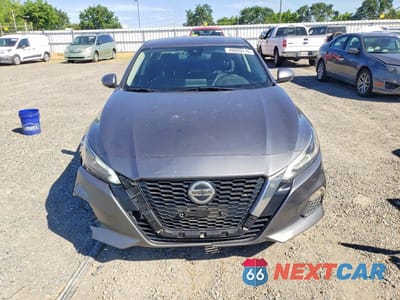 Piąte zdjęcie samochodu w środku: 2021 NISSAN ALTIMA 2.5 SV VIN:1N4BL4DVXMN356774 - miniatura