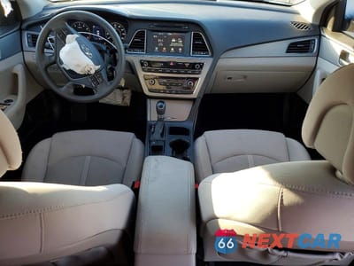 Zdjęcie 8 z 12 samochodu: 2016 HYUNDAI SONATA SE VIN:5NPE24AF8GH381426 - miniatura