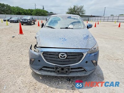 Piąte zdjęcie samochodu w środku: 2019 MAZDA CX-3 SPORT VIN:JM1DKDB7XK1447042 - miniatura
