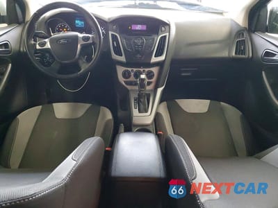 Zdjęcie 8 z 12 samochodu: 2012 FORD FOCUS SE VIN:1FAHP3K28CL302871 - miniatura