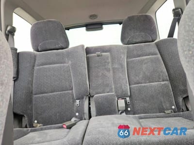 Zdjęcie 10 z 13 samochodu: 2002 HYUNDAI SANTA FE GLS VIN:KM8SC13D82U287535 - miniatura