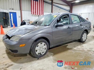 2005 FORD FOCUS ZX4 1FAHP34N65W110096 - główne zdjęcie licytacji z USA - miniatura