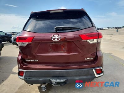 Zdjęcie 6 z 12 samochodu: 2019 TOYOTA HIGHLANDER LIMITED VIN:5TDYZRFH5KS313023 - miniatura