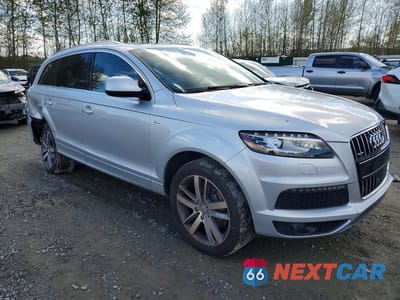 Czwarte zdjęcie samochodu z boku: 2014 AUDI Q7 PRESTIGE VIN:WA1WMAFE6ED017208 - miniatura