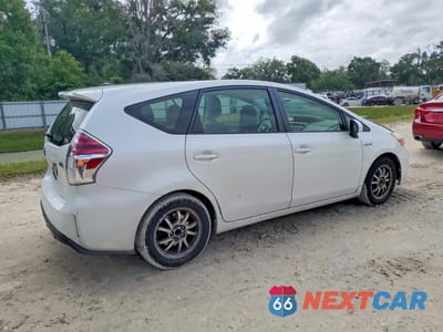 Trzecie zdjęcie samochodu z tyłu: 2016 TOYOTA PRIUS V THREE VIN:JTDZN3EU5GJ044036 - miniatura