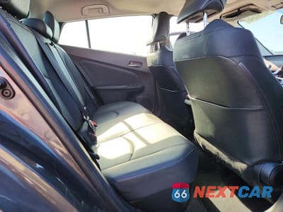 Zdjęcie 10 z 12 samochodu: 2016 TOYOTA PRIUS FOUR VIN:JTDKARFU7G3503635 - miniatura