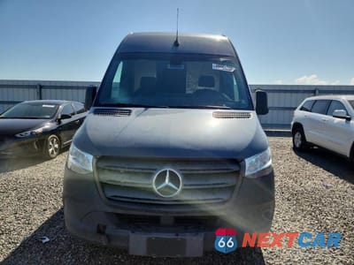Piąte zdjęcie samochodu w środku: 2019 MERCEDES BENZ SPRINTER 2500 DELIVERY VAN VIN:WD4PF1CD1KP129074 - miniatura