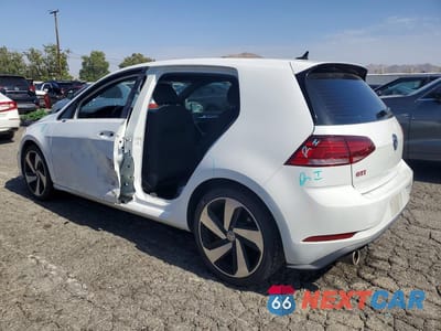 Drugie zdjęcie samochodu z przodu: 2020 VOLKSWAGEN GTI S VIN:3VW5T7AU0LM012025 - miniatura