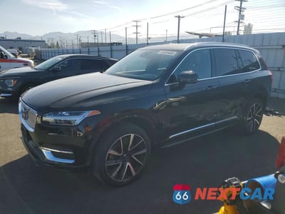 2025 VOLVO XC90 PLUS YV4062JE8S1321542 - główne zdjęcie licytacji z USA - miniatura