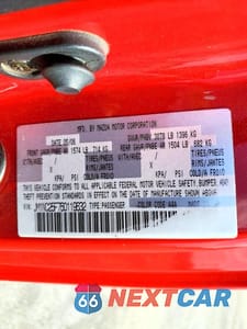 Zdjęcie 12 z 12 samochodu: 2006 MAZDA MIATA MX-5 VIN:JM1NC25F760119632 - miniatura