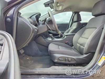 Zdjęcie 7 z 12 samochodu: 2023 CHEVROLET MALIBU LT VIN:1G1ZD5STXPF163786 - miniatura