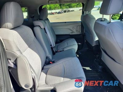 Zdjęcie 11 z 13 samochodu: 2024 TOYOTA SIENNA LE 8-PASSENGER VIN:5TDKRKEC1RS194254 - miniatura