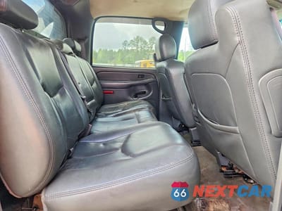 Zdjęcie 10 z 12 samochodu: 2004 CHEVROLET AVALANCHE K1500 VIN:3GNEK12T04G185270 - miniatura