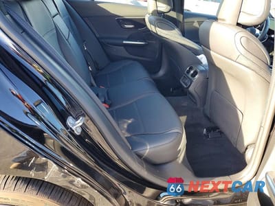 Zdjęcie 10 z 11 samochodu: 2025 MERCEDES-BENZ C 300 4MATIC VIN:W1KAF4HB7SR276003 - miniatura