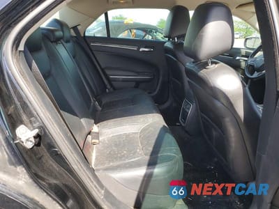 Zdjęcie 10 z 12 samochodu: 2015 CHRYSLER 300 LIMITED VIN:2C3CCAAG7FH807873 - miniatura