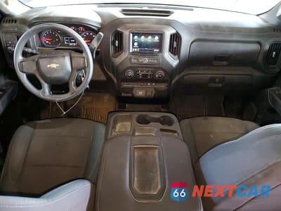 Zdjęcie 8 z 12 samochodu: 2019 CHEVROLET SILVERADO C1500 VIN:1GCRWAEH5KZ311352 - miniatura