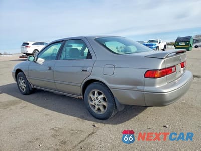 Drugie zdjęcie samochodu z przodu: 1998 TOYOTA CAMRY LE V6 VIN:4T1BF28K8WU061893 - miniatura